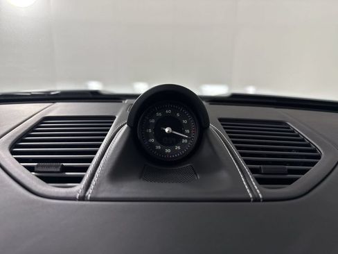 Certified 2024 Porsche 911 GT3 RS RWD image 24