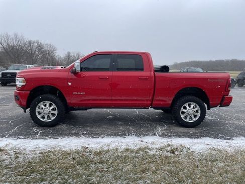 Used 2024 RAM 2500 Laramie w/ Sport Appearance Package image 10