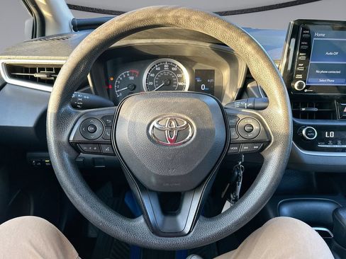 Used 2022 Toyota Corolla LE FWD image 14