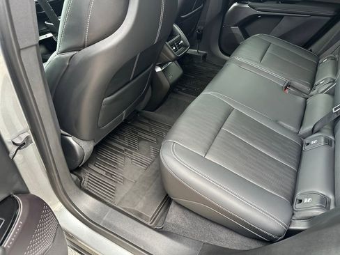 Used 2024 Cadillac Lyriq Sport RWD image 33