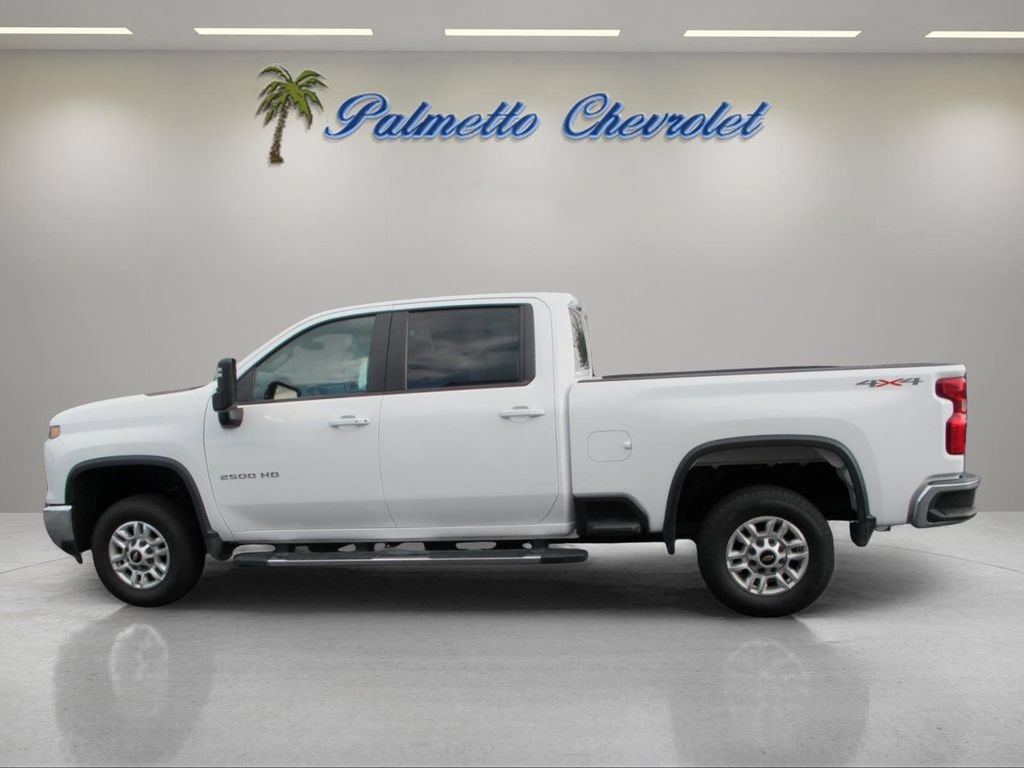 Used 2025 Chevrolet Silverado 2500 LT w/ Convenience Package AWD/4WD image 5