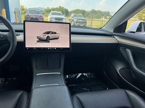 Used 2023 Tesla Model 3 Standard Range RWD image 14