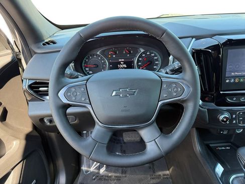 Used 2023 Chevrolet Traverse RS AWD/4WD image 12