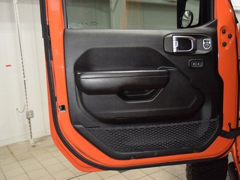 Used 2020 Jeep Gladiator Rubicon w/ LED Lighting Group image 34