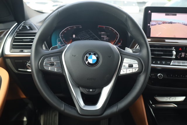 Used 2023 BMW X4 xDrive30i w/ Premium Package AWD/4WD image 15