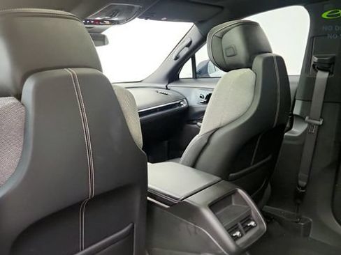 Used 2024 Cadillac Lyriq Tech RWD image 47