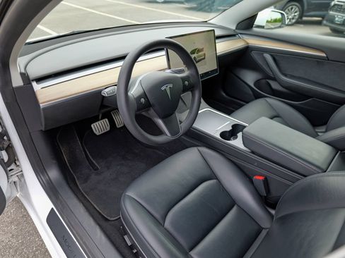 Used 2022 Tesla Model 3 Performance AWD/4WD image 19