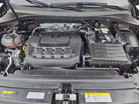 Used 2024 Volkswagen Tiguan Wolfsburg Edition image 34