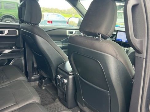 Used 2020 Ford Explorer XLT w/ Comfort Package AWD/4WD image 52
