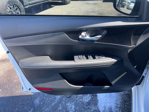 Used 2021 Kia Forte GT-Line w/ GT-Line Premium Package image 19