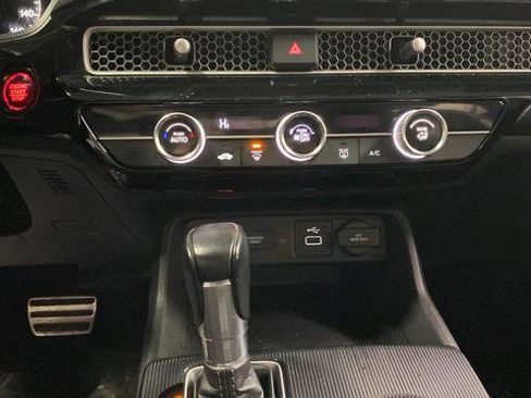 Used 2022 Honda Civic Sport image 17