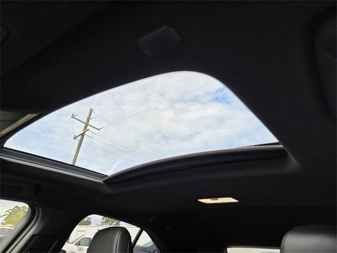 Used 2020 Lexus UX 250h w/ Premium Package image 3