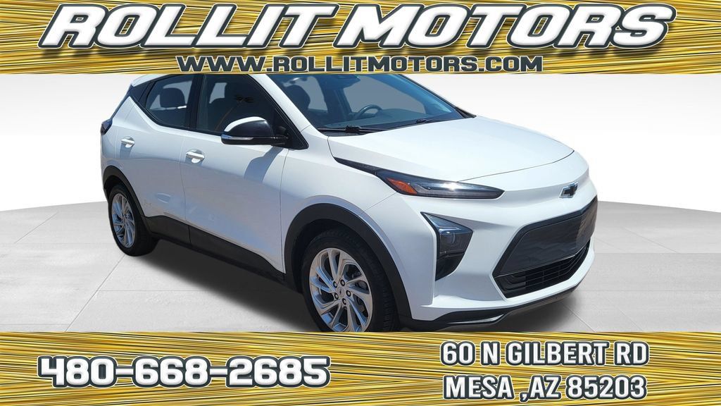 Used 2023 Chevrolet Bolt EUV LT FWD image 1