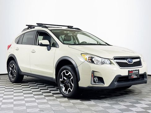 Used 2016 Subaru Crosstrek 2.0i Limited AWD/4WD image 1