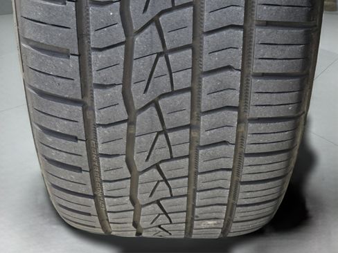 Used 2023 Cadillac XT4 Sport w/ Enhanced Visibility Package image 39