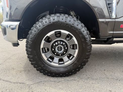 Used 2024 Ford F250 King Ranch w/ Tremor Off-Road Package image 33