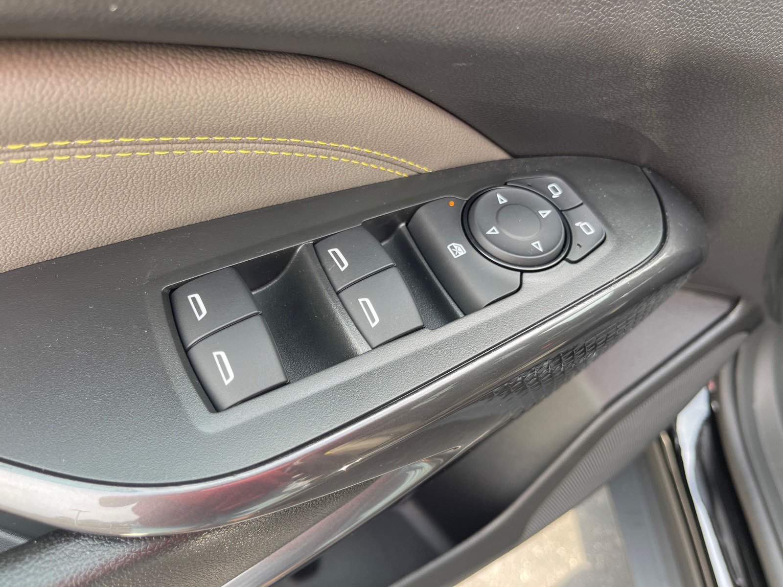New 2026 Chevrolet Trax ACTIV FWD image 8