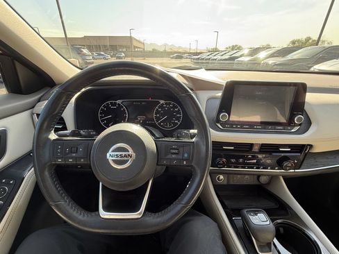 Certified 2021 Nissan Rogue SL FWD image 23