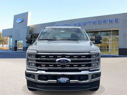 New 2026 Ford F250 Lariat w/ FX4 Off-Road Package image 2