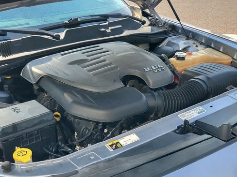 Used 2014 Dodge Challenger SXT RWD image 26
