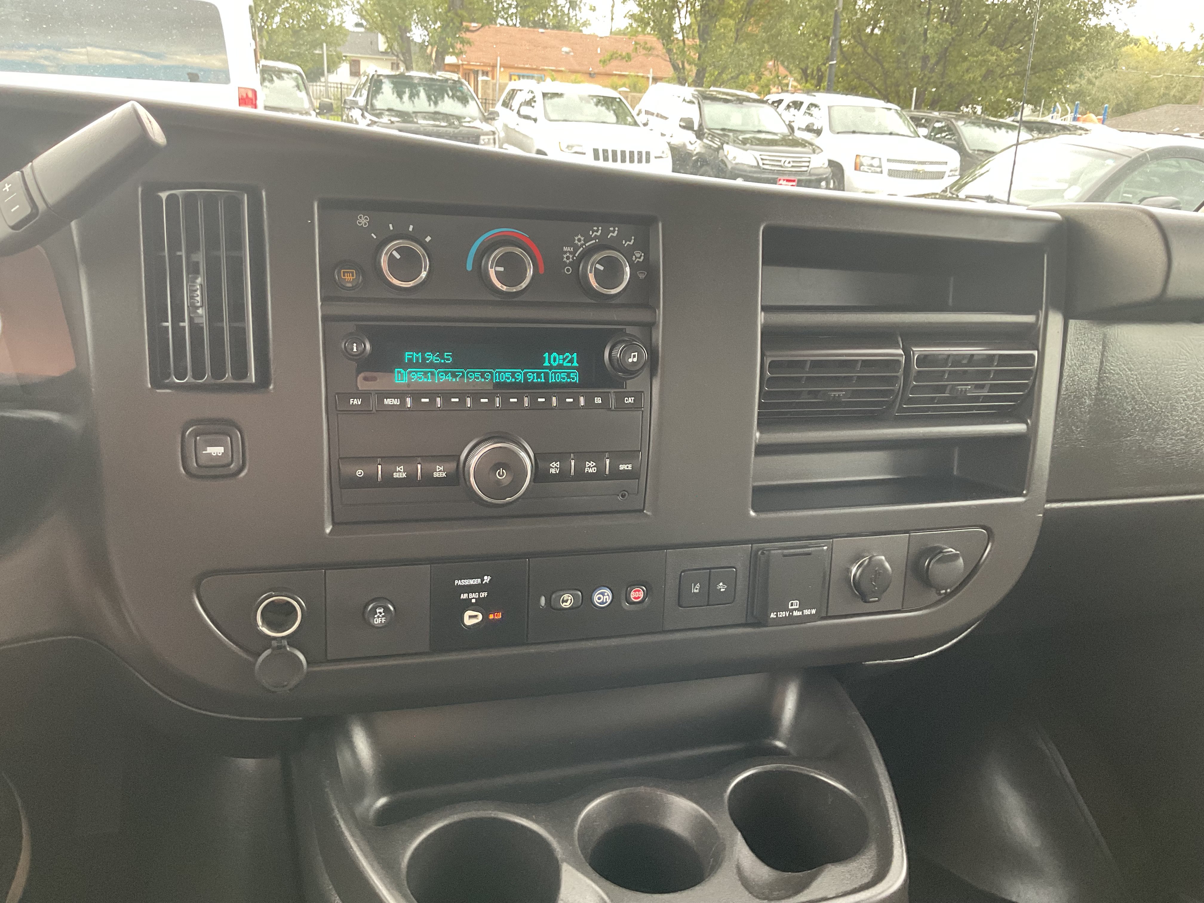 Used 2019 Chevrolet Express 3500 LT w/ LT Preferred Equipment Group RWD image 13