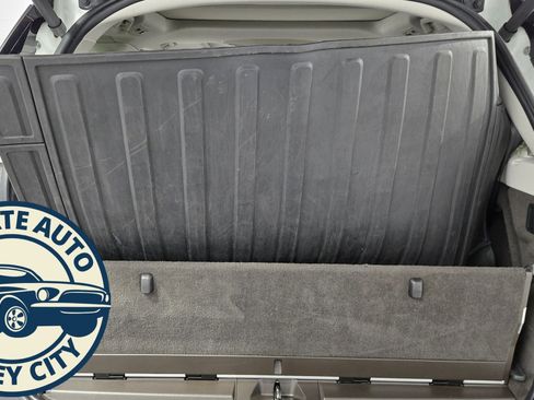 Used 2019 Land Rover Discovery HSE Luxury image 42