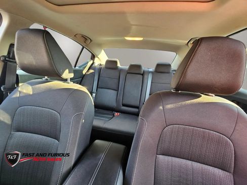 Used 2023 Nissan Altima 2.5 SV w/ SV Premium Package FWD image 24