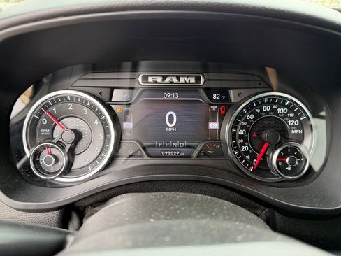 Used 2021 RAM 1500 Big Horn AWD/4WD image 17