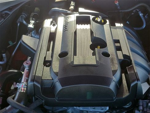 Used 2016 Ford Mustang Coupe image 29