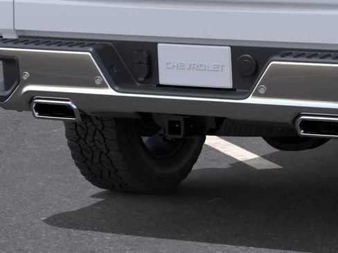 New 2026 Chevrolet Silverado 1500 LTZ w/ Z71 Off-Road Package AWD/4WD image 14