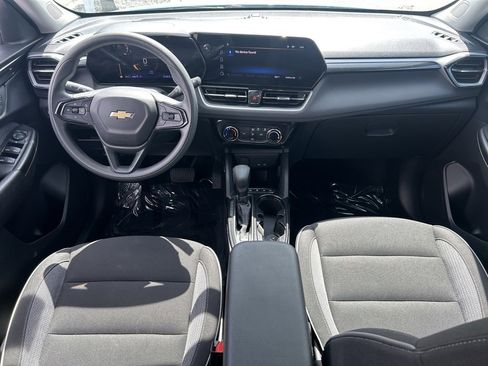 Used 2025 Chevrolet TrailBlazer LT image 25
