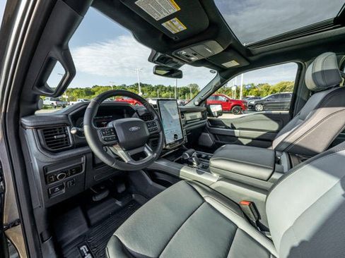 New 2025 Ford F150 Lightning Lariat image 34
