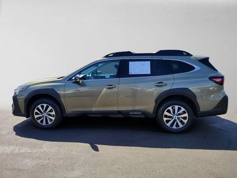 Certified 2024 Subaru Outback Premium AWD/4WD image 6