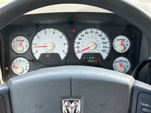 Used 2009 Dodge Ram 2500 Truck SXT AWD/4WD image 15