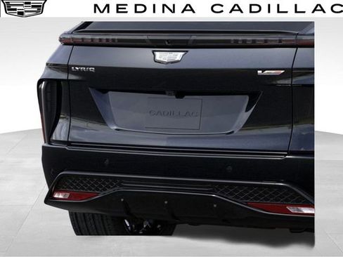 New 2026 Cadillac Lyriq V image 15