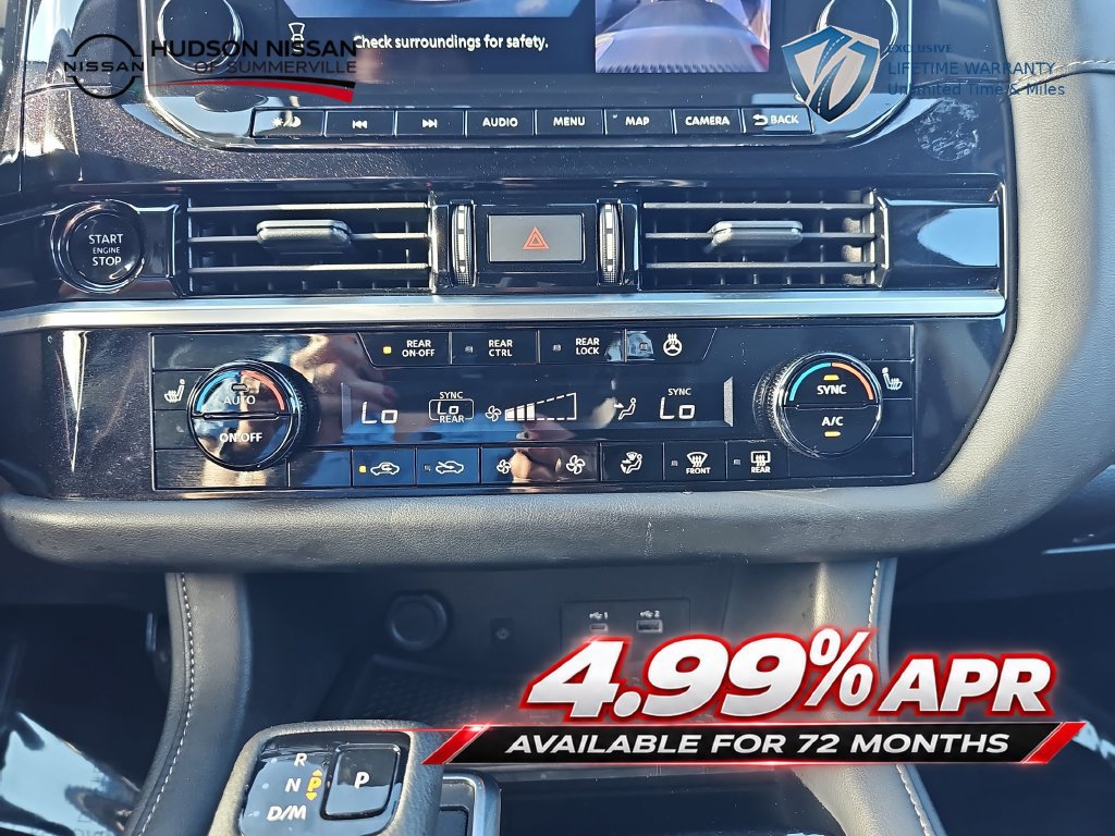Used 2025 Nissan Pathfinder SL FWD image 25
