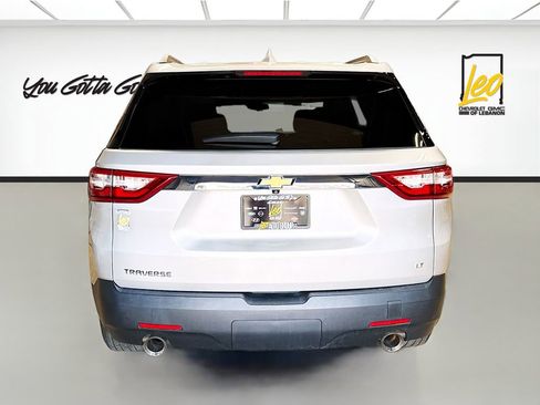 Used 2021 Chevrolet Traverse LT FWD image 6