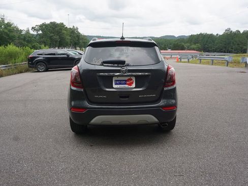Used 2017 Buick Encore Essence FWD image 18
