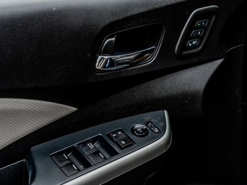 Used 2015 Honda CR-V Touring image 22