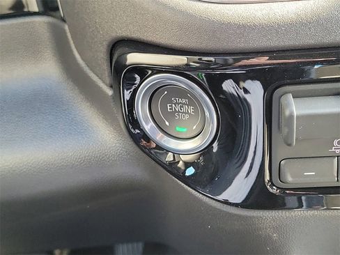 New 2026 Chevrolet Silverado 1500 RST w/ Z71 Off-Road Package image 13