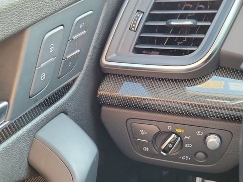 Used 2018 Audi SQ5 Prestige image 20