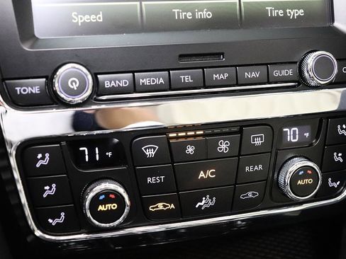 Used 2016 Bentley Flying Spur V8 AWD/4WD image 45