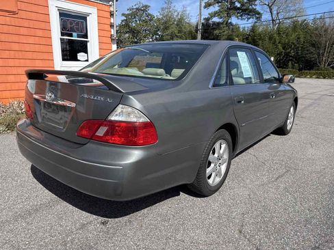 Used 2004 Toyota Avalon XL image 14