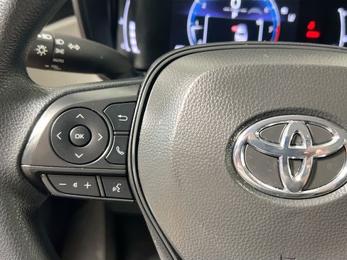 Used 2026 Toyota Corolla LE FWD image 18