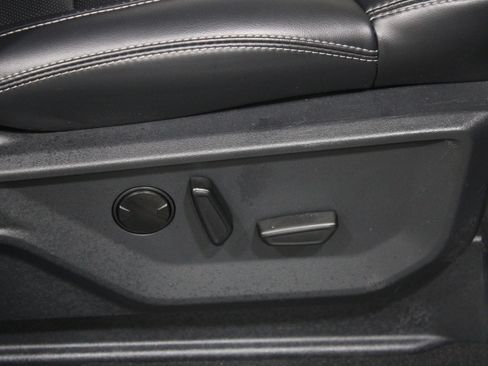 Used 2025 Ford Expedition Platinum AWD/4WD image 31