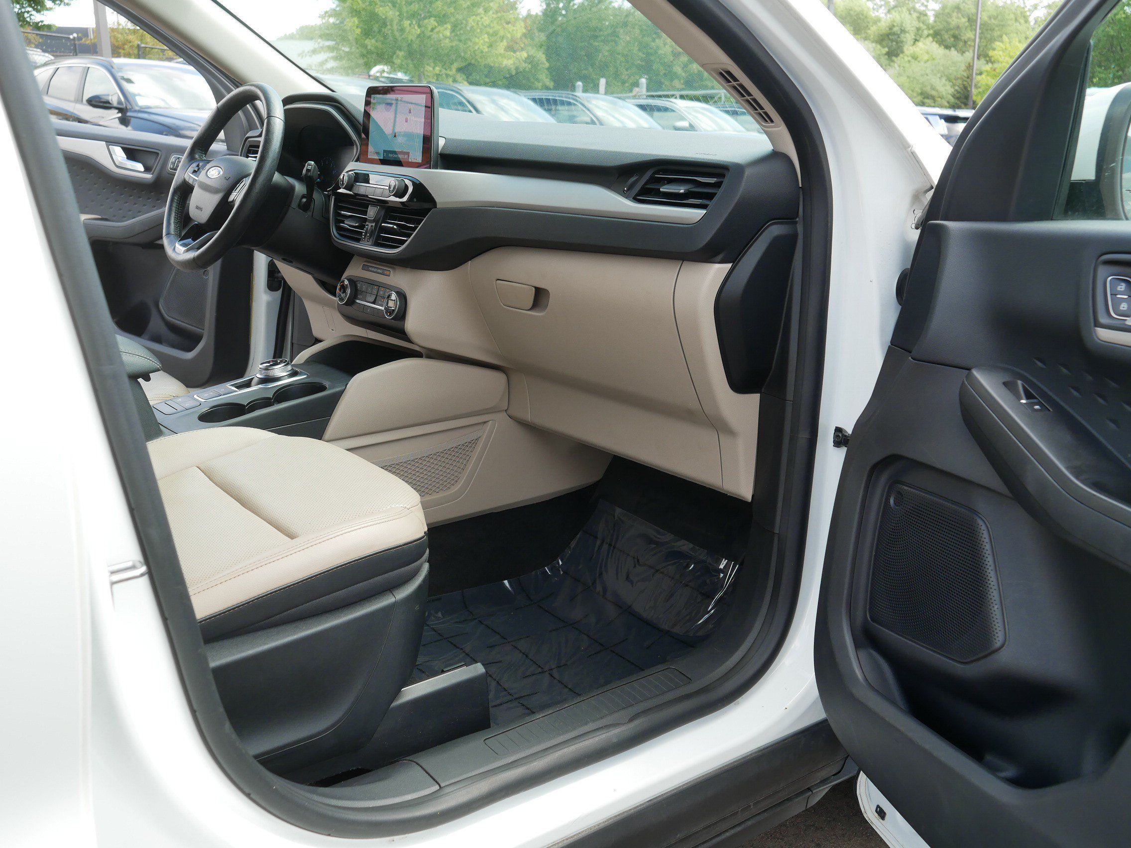 Used 2020 Ford Escape SEL AWD/4WD image 19