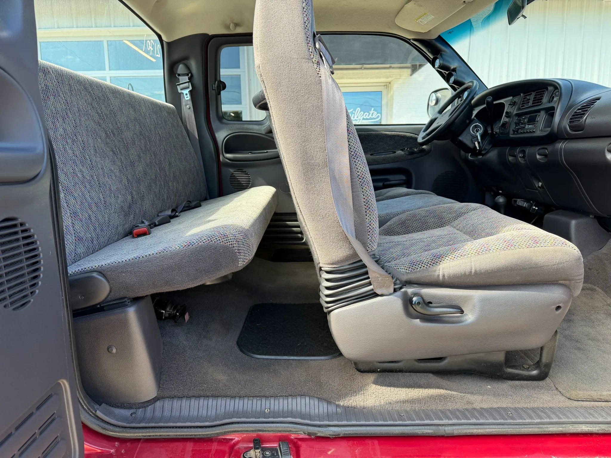 Used 1999 Dodge Ram 2500 Truck 4x4 Quad Cab image 14