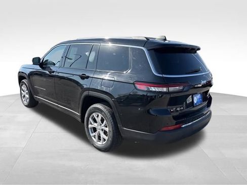 Used 2022 Jeep Grand Cherokee L Limited w/ Luxury Tech Group II image 4