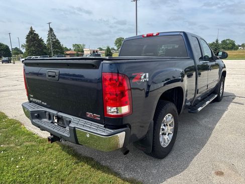 Used 2008 GMC Sierra 1500 SLE w/ Power Pack Plus AWD/4WD image 4