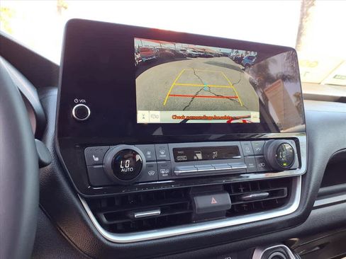 Certified 2025 Toyota Grand Highlander AWD image 13